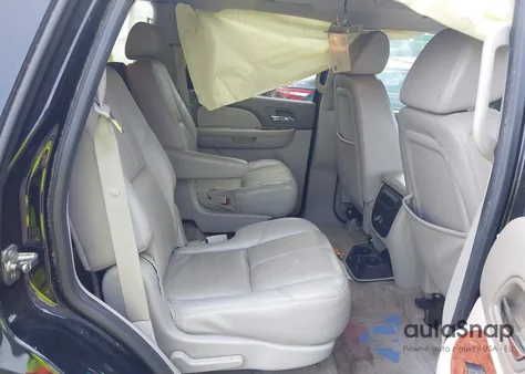 2008 Chevrolet Tahoe Lt z USA, uszkodzony, nr VIN 1GNFC13048R194047